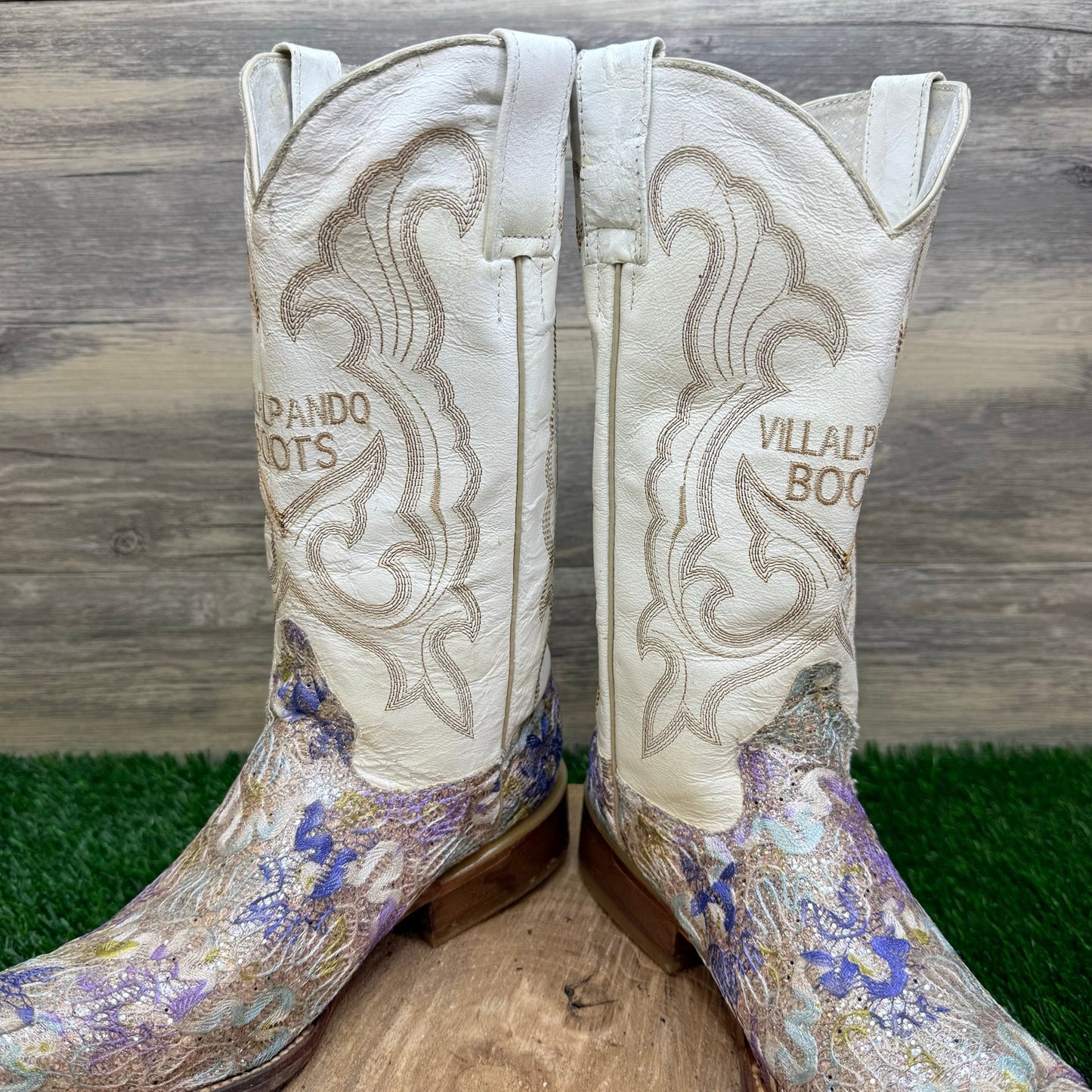Villalpando Women - Size 8.5 - White / Purple Lace Mexico Pointed Cowboy Boots