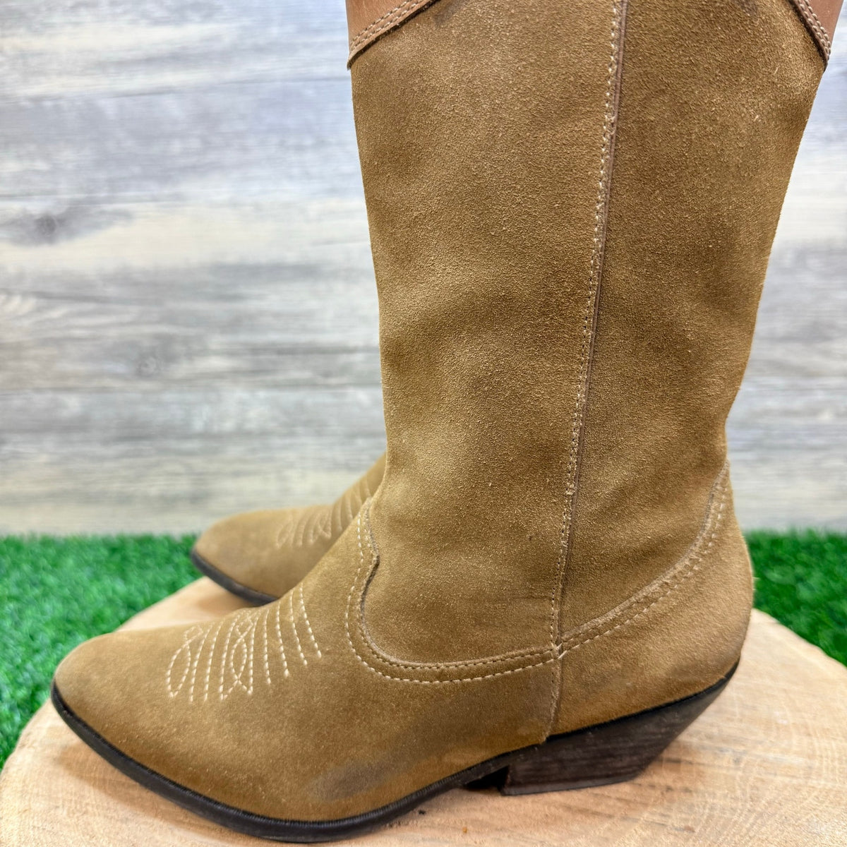 Reba Women - Size 6.5M - Khaki Suede Western Cowboy Boots Rodeo