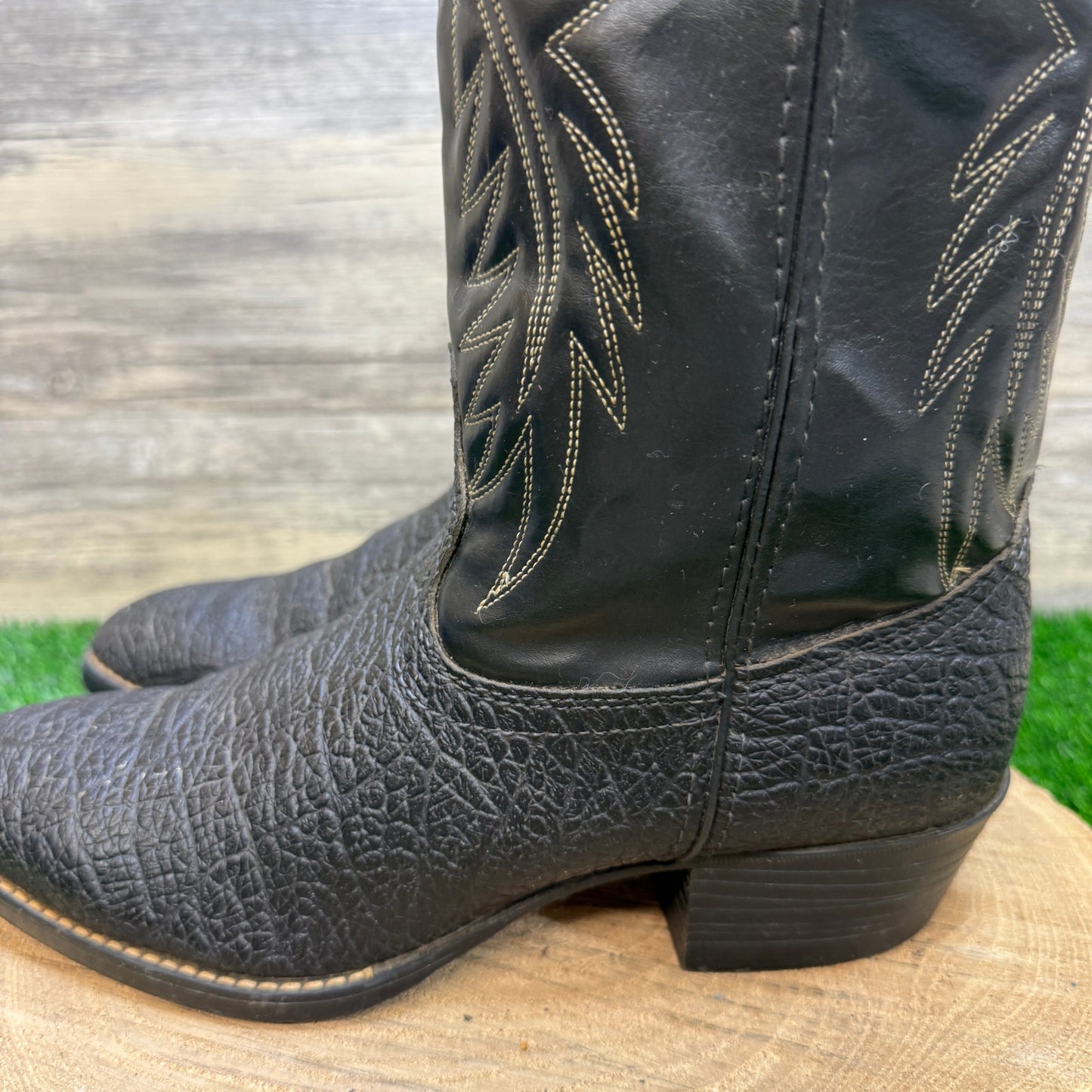 Bronco Men - Size 10.5EE - Vintage Black Faux Print/Leather Cowboy Boots 1750