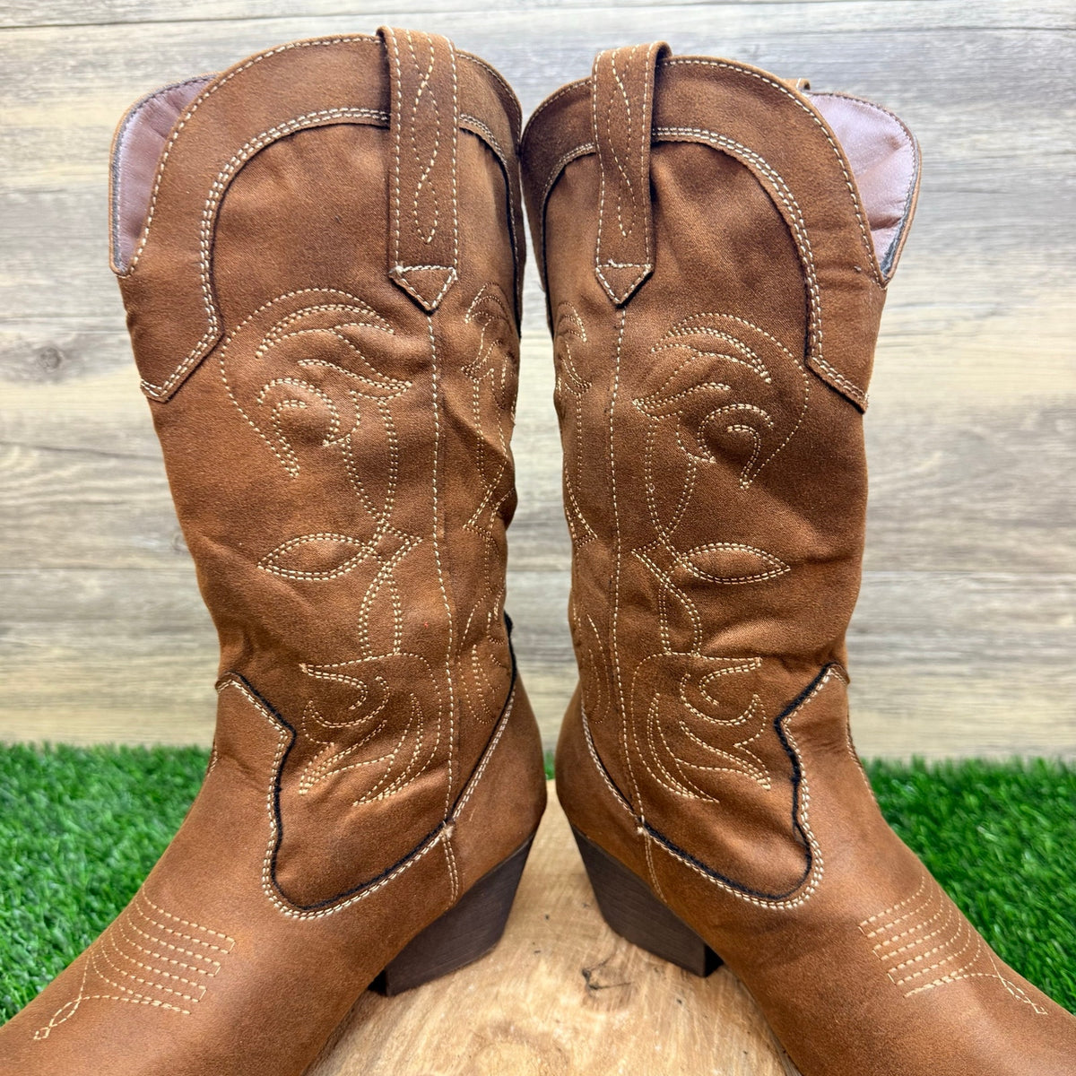 Rampage Women - Size 7M - Brown Soft Faux Leather Cowboy Boots Valyntina