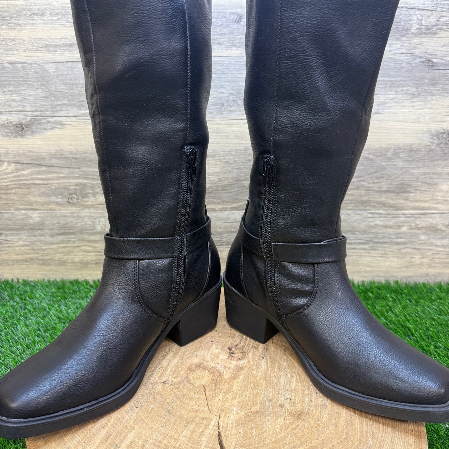 True Craft Women - Size 7M - Black Tall Faux Suede Boots Style Biddi