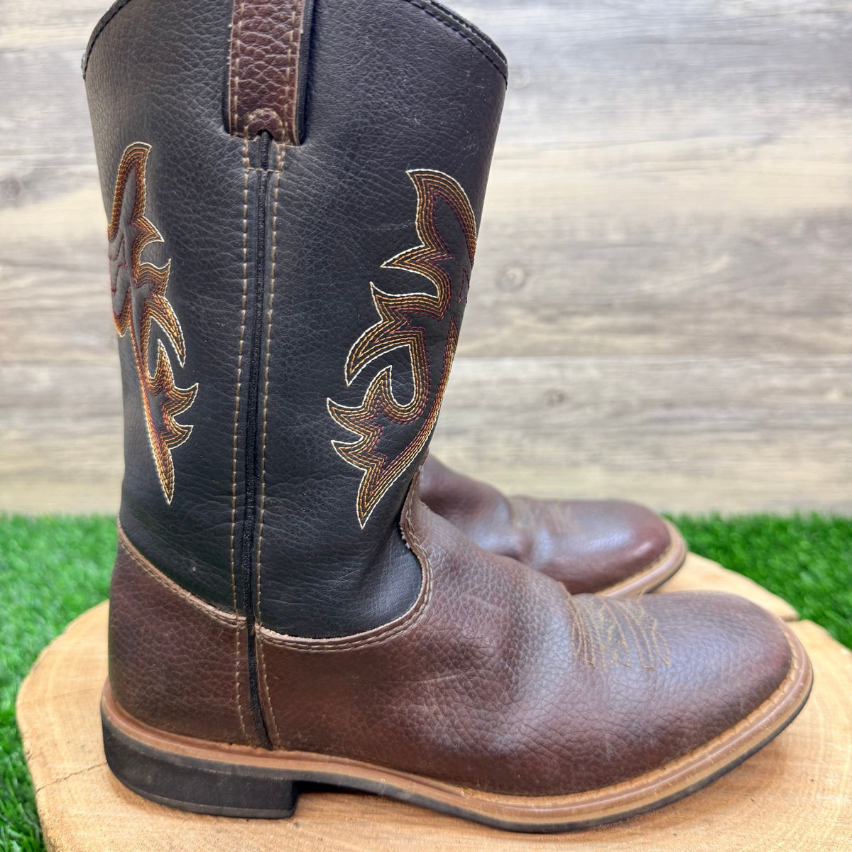 Austin Trading Co Youth - Size 2 - Brown / Black Square Cowboy Boots