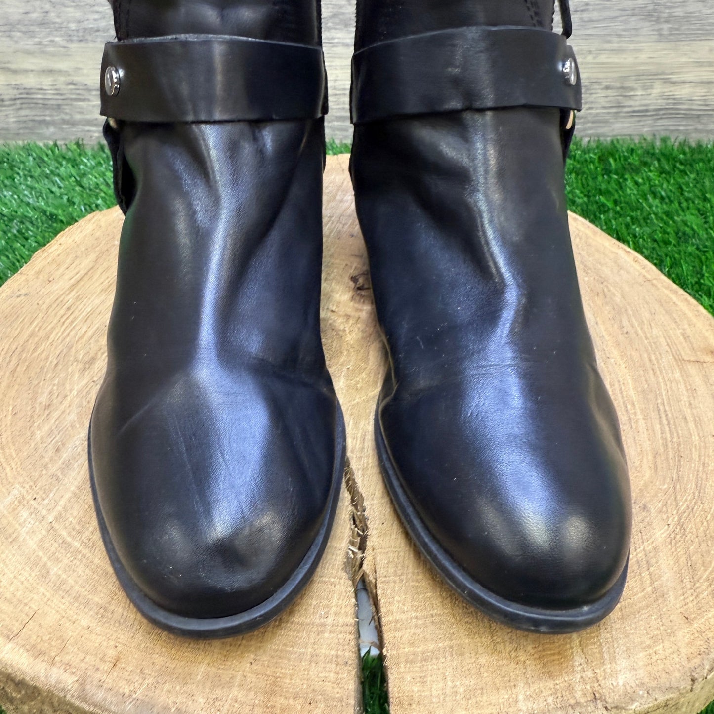 Marc Fisher Women - Size 8M - Black Ankle Zipper Boots Style 0719