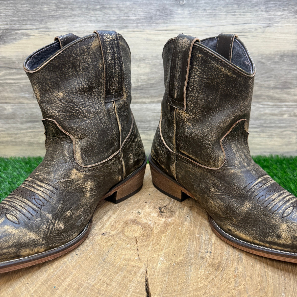 Roper Women - Size 7 - Distressed Brown Ankle Boots Style 0683