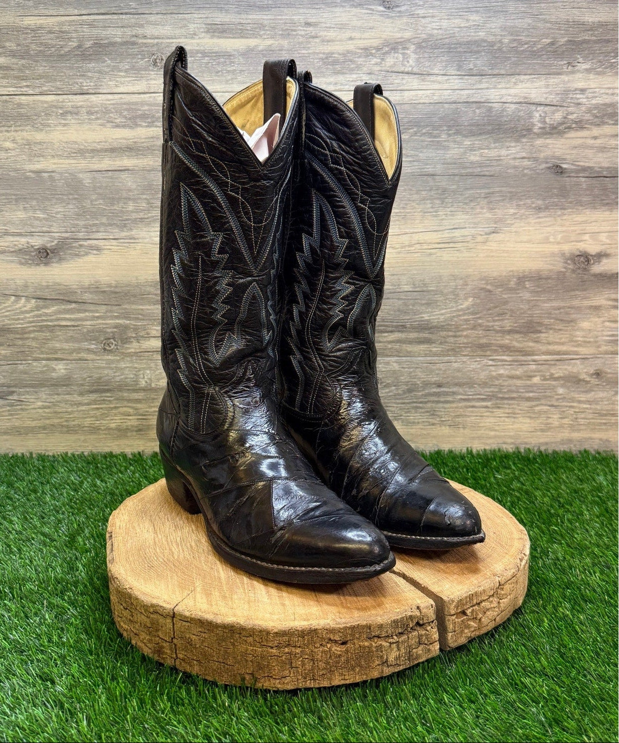 Montana Men - Size 9.5 - Vintage Black Eel Skin Western Cowboy Boots Style 7203