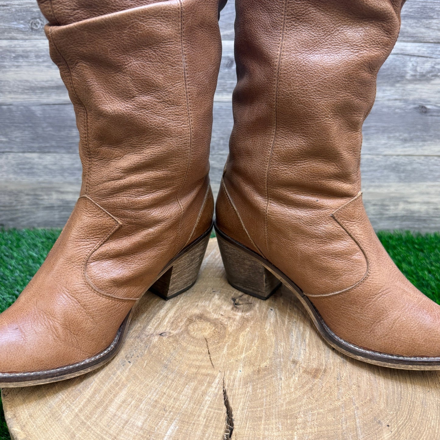 Steve Madden Women - Size 6 - Tan Slouch Boots