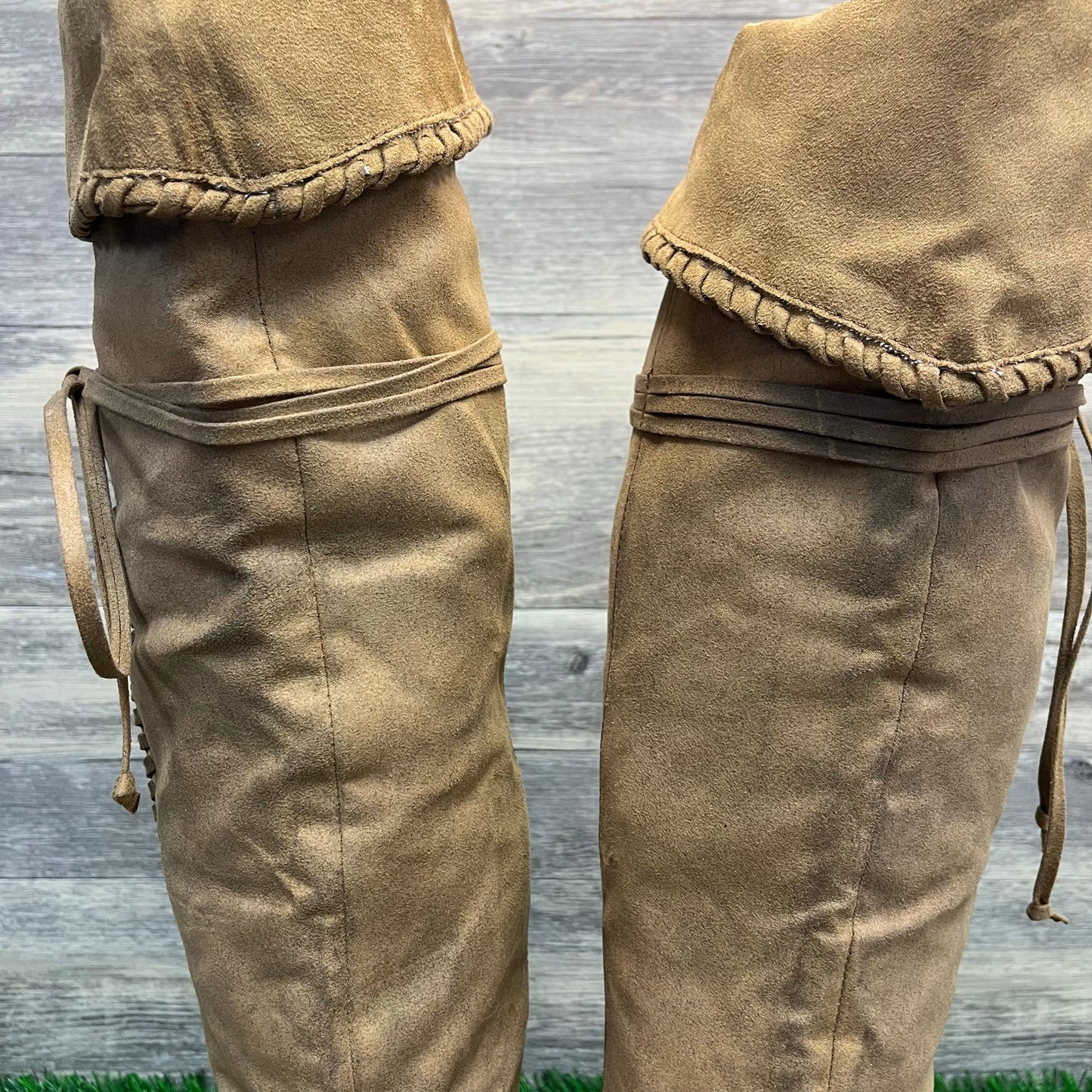 Rocket Dog Women - Size 10 - Tan Faux Suede Tall Shaft Boots Style 193