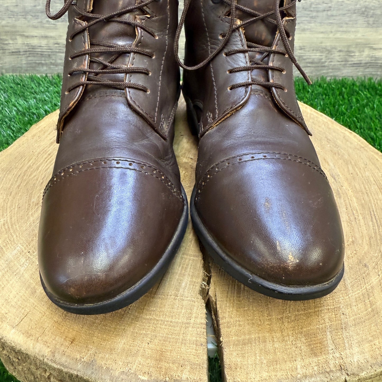 Ovation Women - Size 7.5 - Brown Lace Up Boots