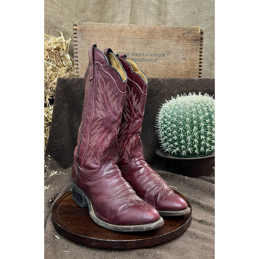 Texas Women - Size 7D - Vintage Burgundy Cowboy Boots Style 7963