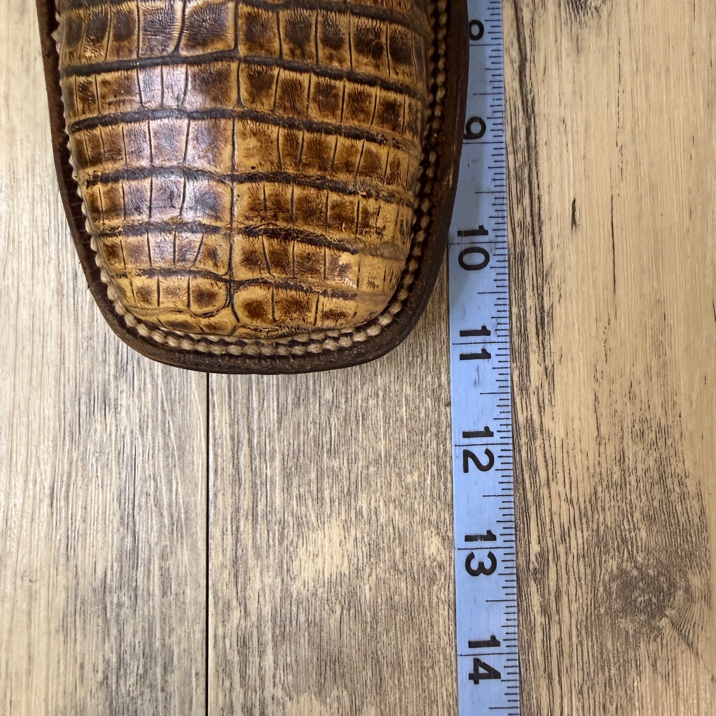 Ariat Women - Size 8.5B - Brown Gator Print Square Toe Cowboy Boots 10007033