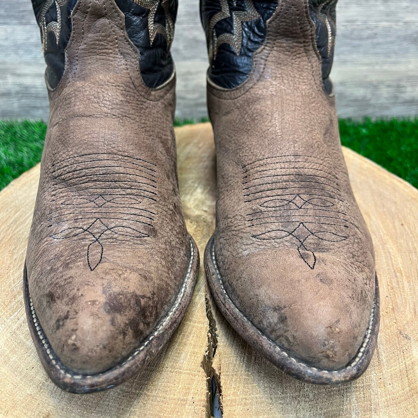 Tony Lama Women - Size 9B - Two Tone Brown Cowboy Boots Style 1185