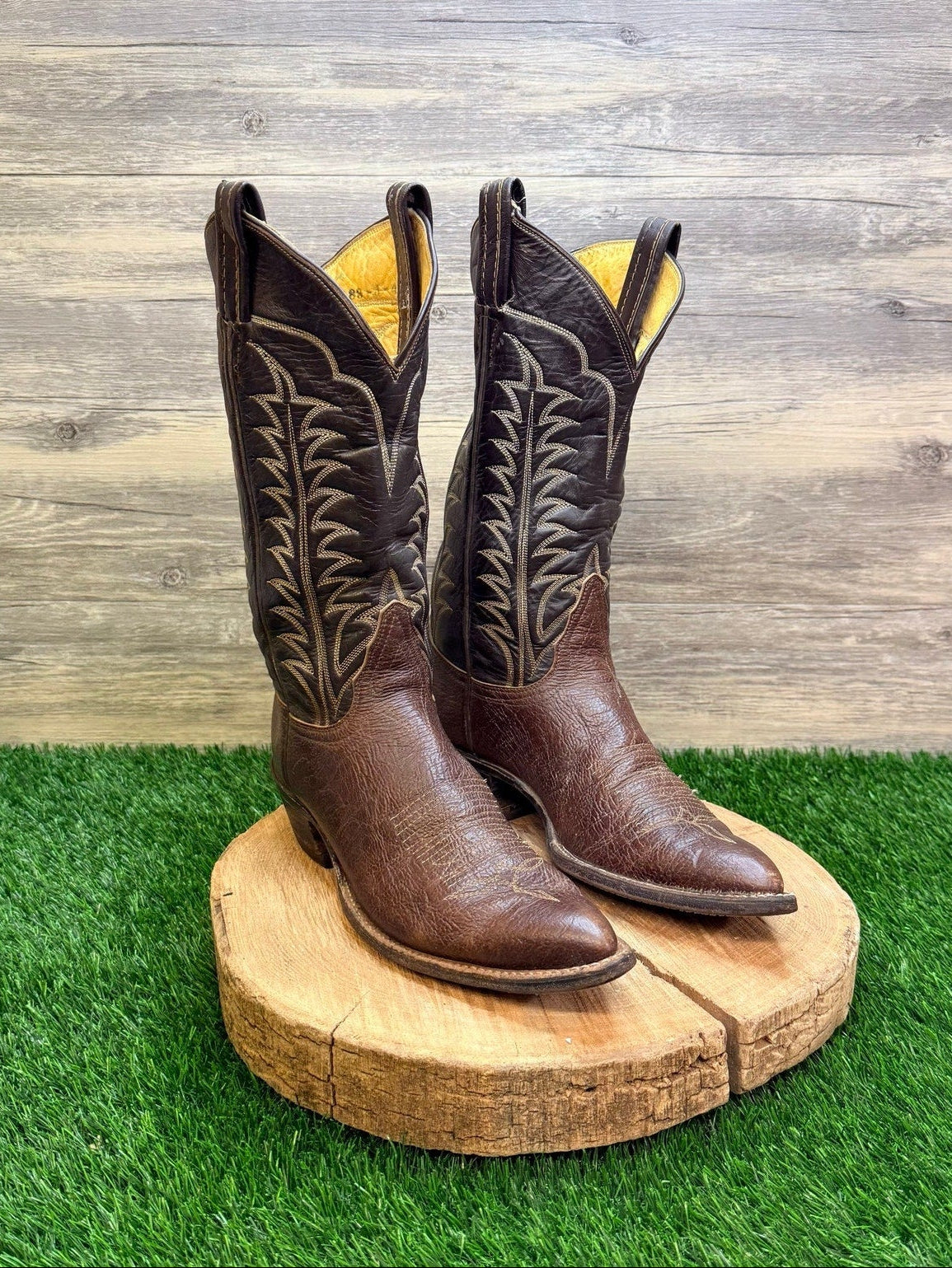 Tony Lama Men - Size 9A - Vintage Chocolate Bullhide Western Cowboy Boots 2991