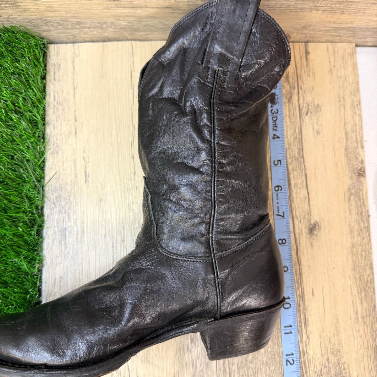 Unknown Youth - Size 3 - Vintage Black Leather Cowboy Boots