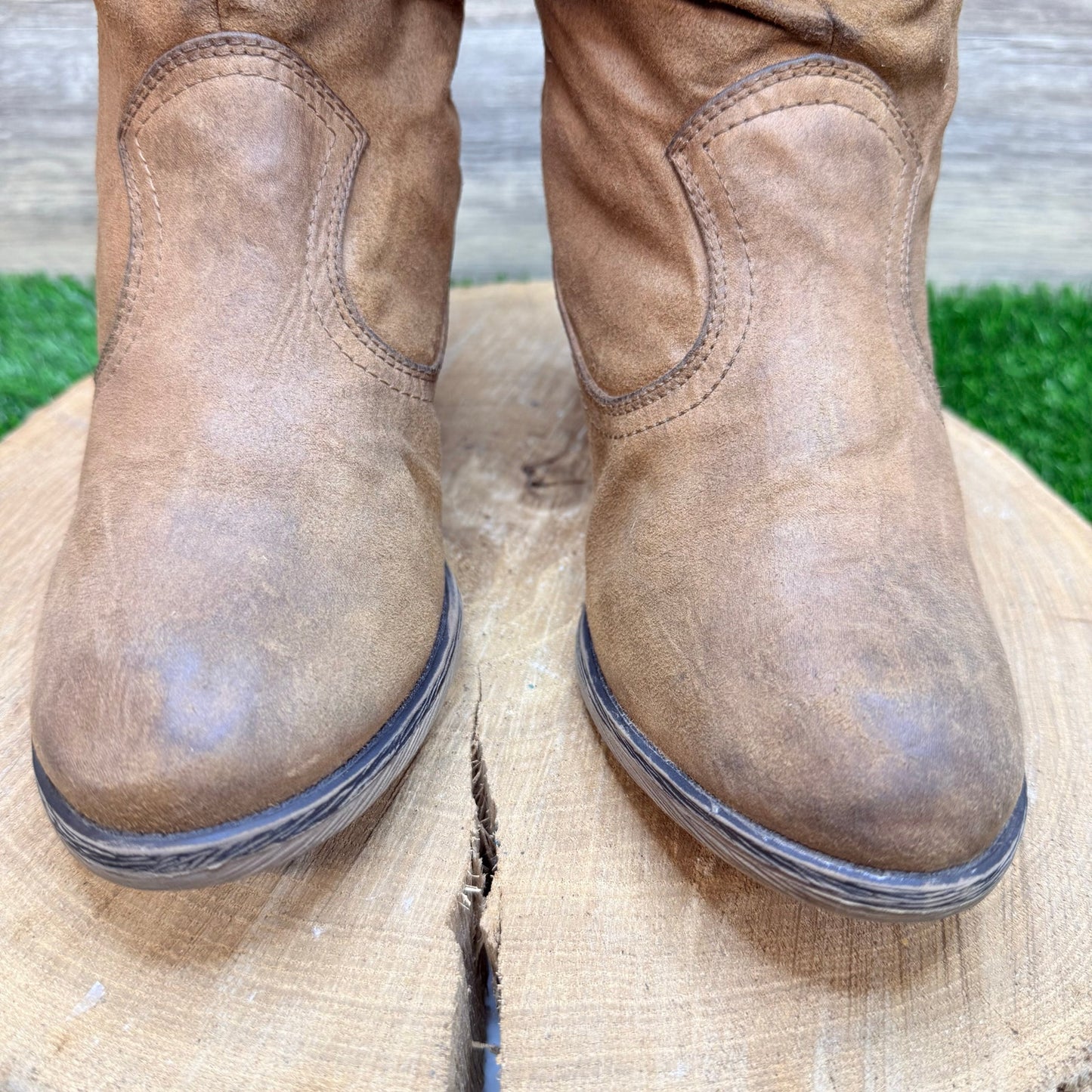 Rocket Dog Women - Size 9 - Tan Faux Suede Slouch Cowboy Boots 12625