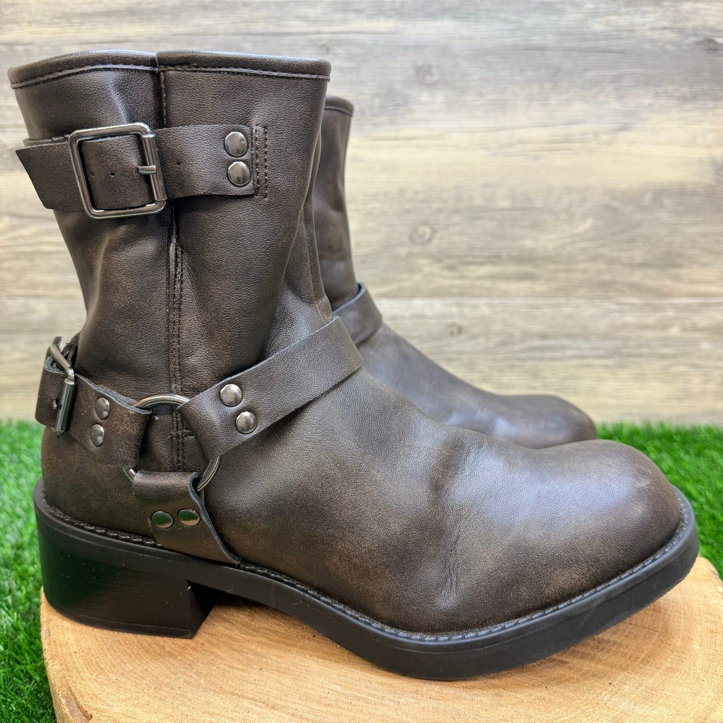 No Boundaries Women - Size 11 - Black Harness Ankle Harness Boots 54537