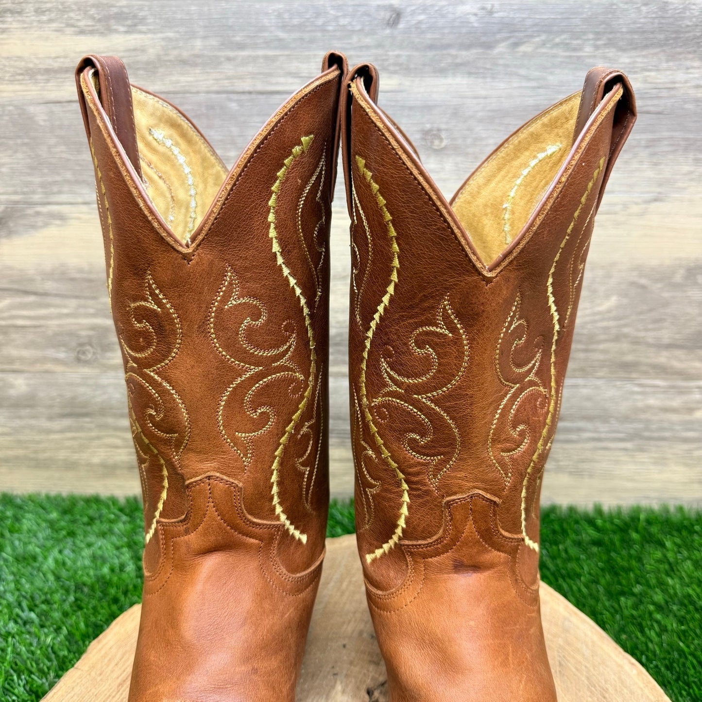 Justin Women - Size 8B - Golden Saltillo Western Cowboy Boots L4936