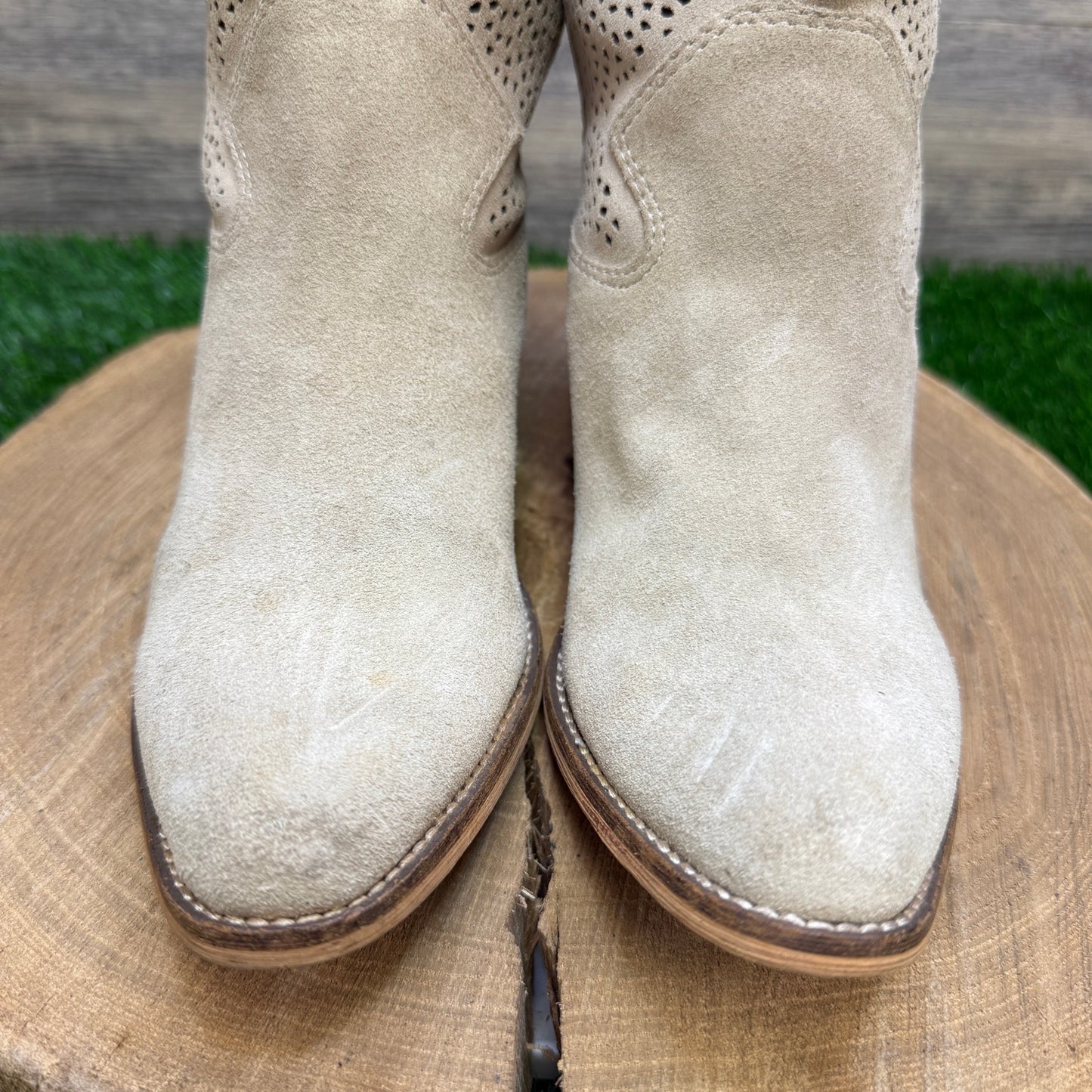 BCB Generation Women - Size 6B - Beige Suede Cutout Boots Style Bastille