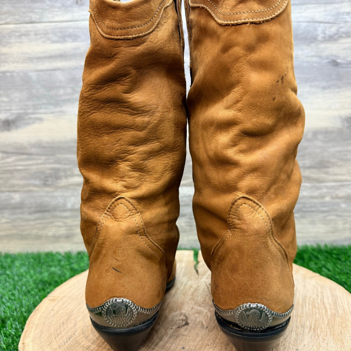 Maine Woods Women - Size 7B - Tan Suede Toe Plate Cowboy Boots