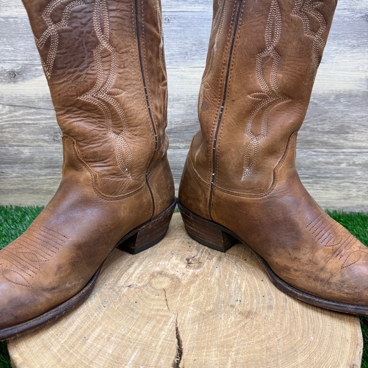 Unknown Men - Size 11M - Vintage Tan Western Cowboy Boots Style 6288