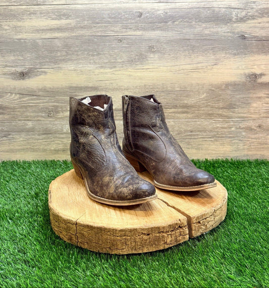 Diba True Women - Size 9 - Distressed Brown Ankle Zipper Boots
