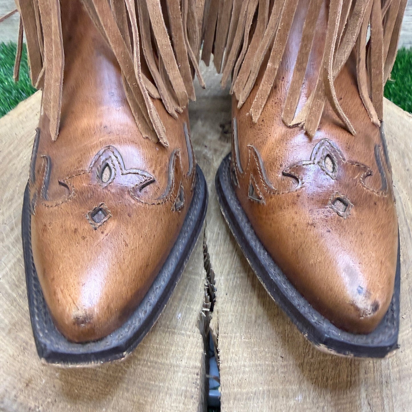 Dingo Women - Size 8.5M - Brown Fringe Snip Toe Cowboy Boots Style DI7445