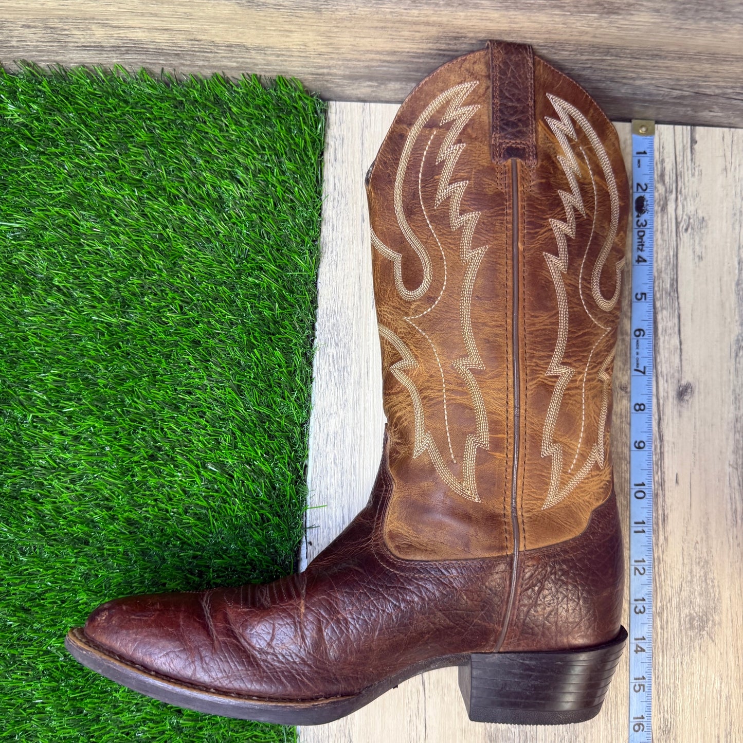 Ariat Men - Size 10.5D - Two Tone Brown Bullhide Cowboy Boots Style 10016366