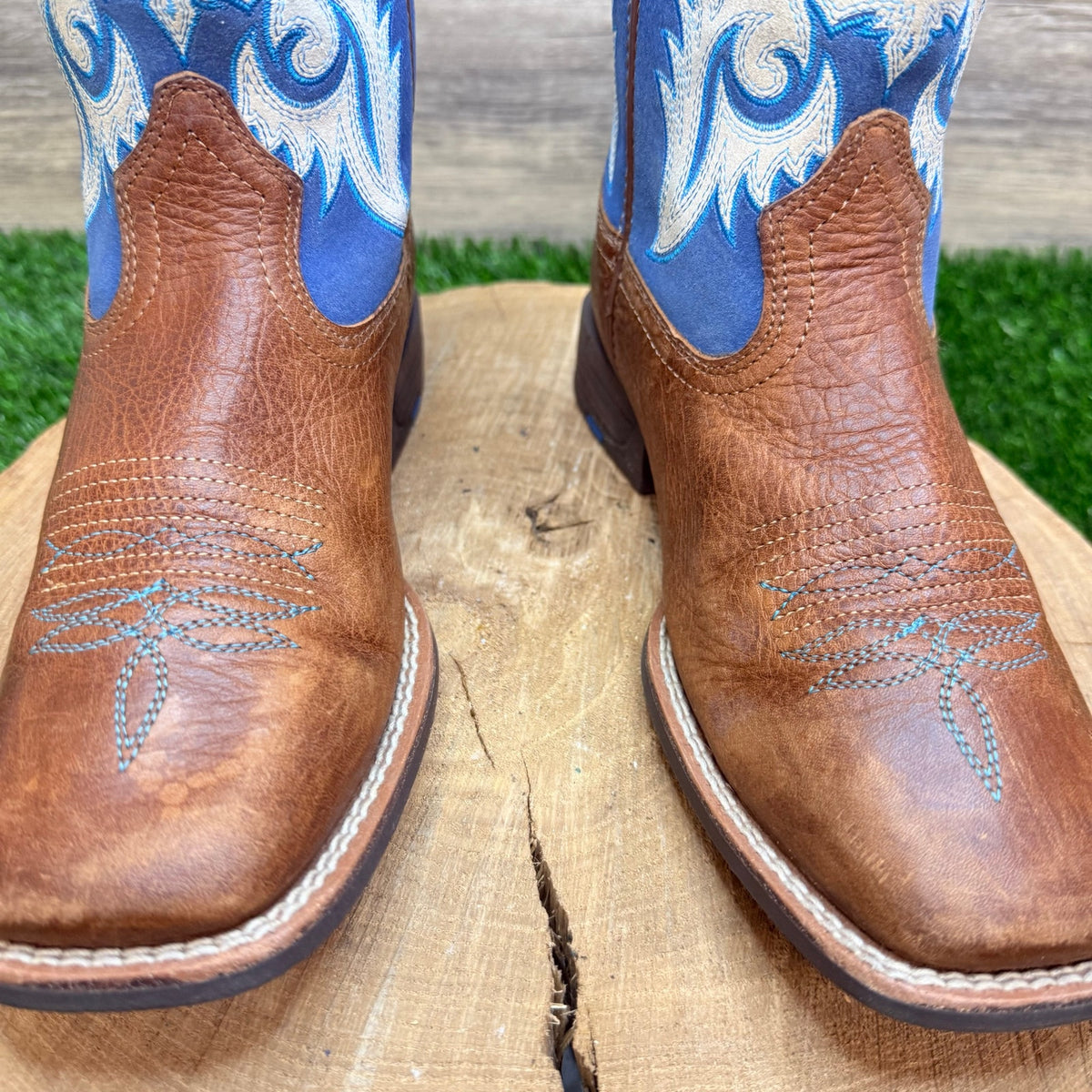 Ariat Youth - Size 4 - Brown / Blue Square Toe Western Cowboy Boots 10042597