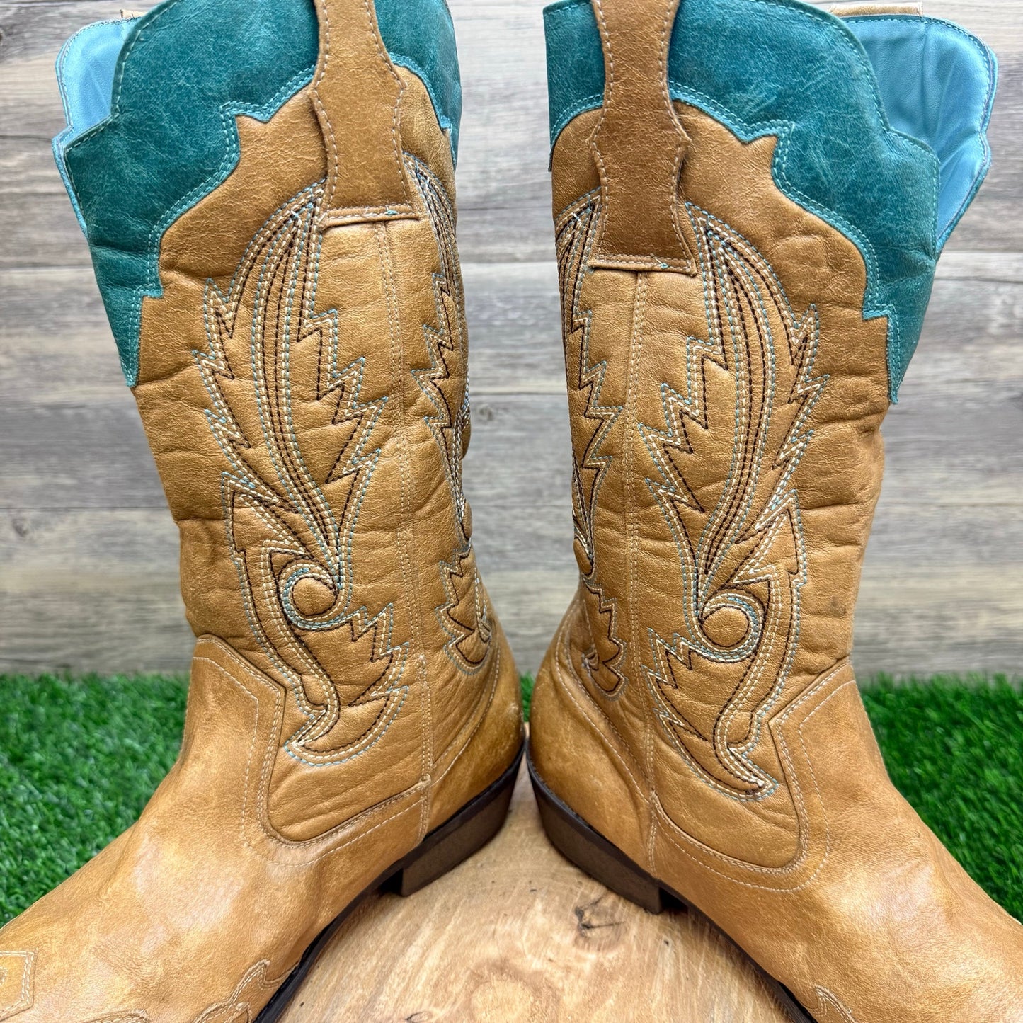 Coconuts Women - Size 10M - Brown / Green Faux Leather Cowboy Boots Cimmaron