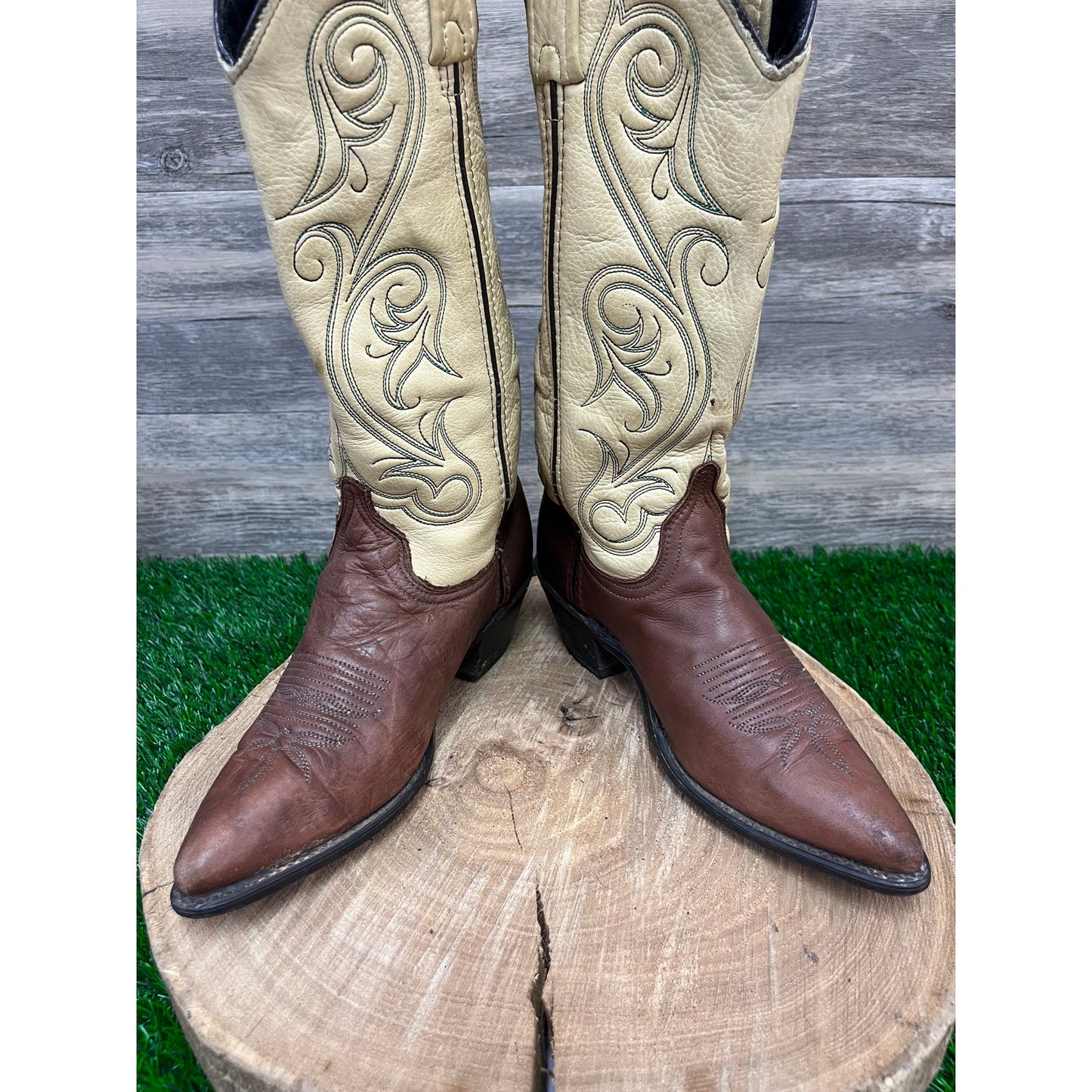 Unknown Women - Size 5.5M - Vintage Brown/Cream Cowboy Boots Style 0764