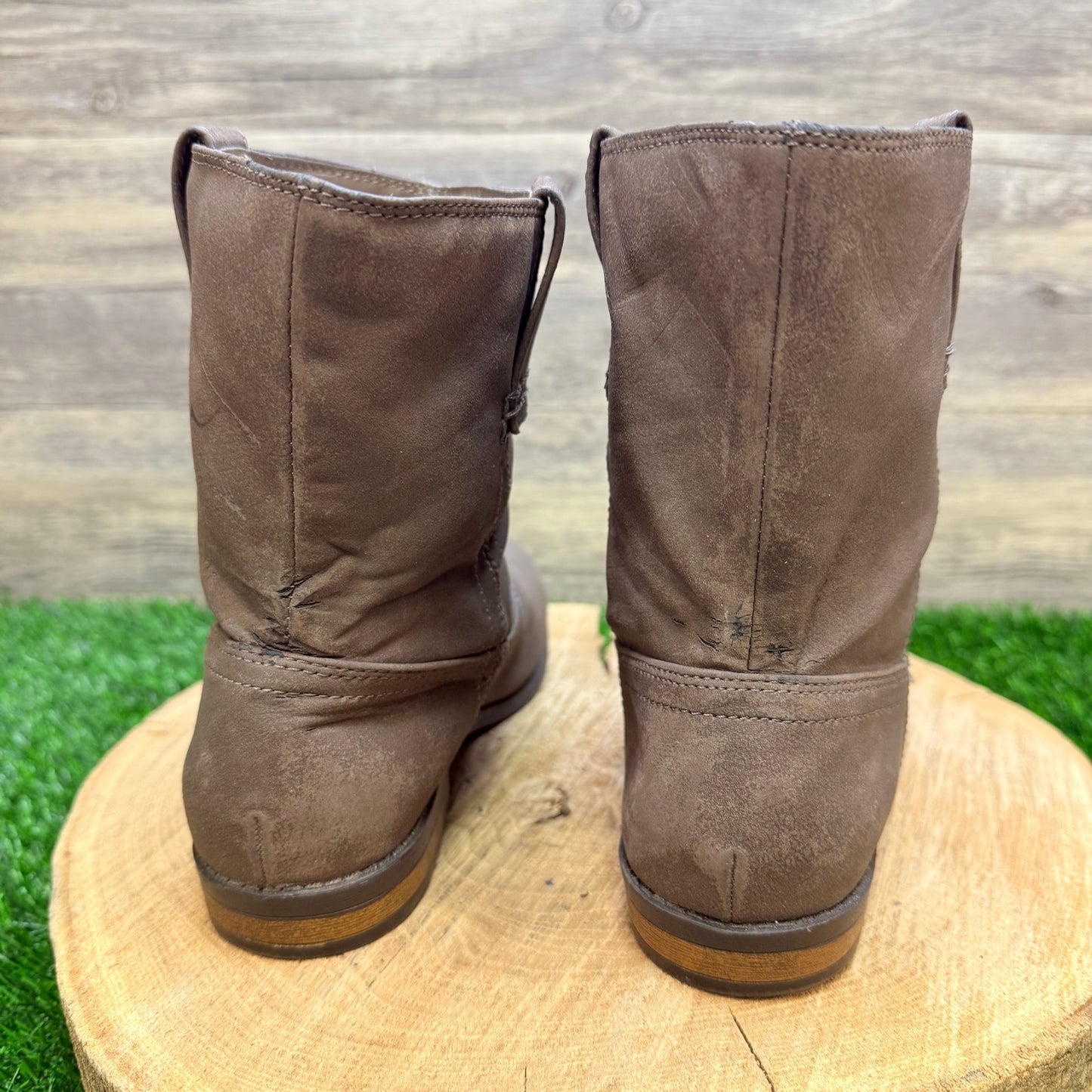 Faded Glory Women - Size 8 - Brown Faux Leather Ankle Boots 607728