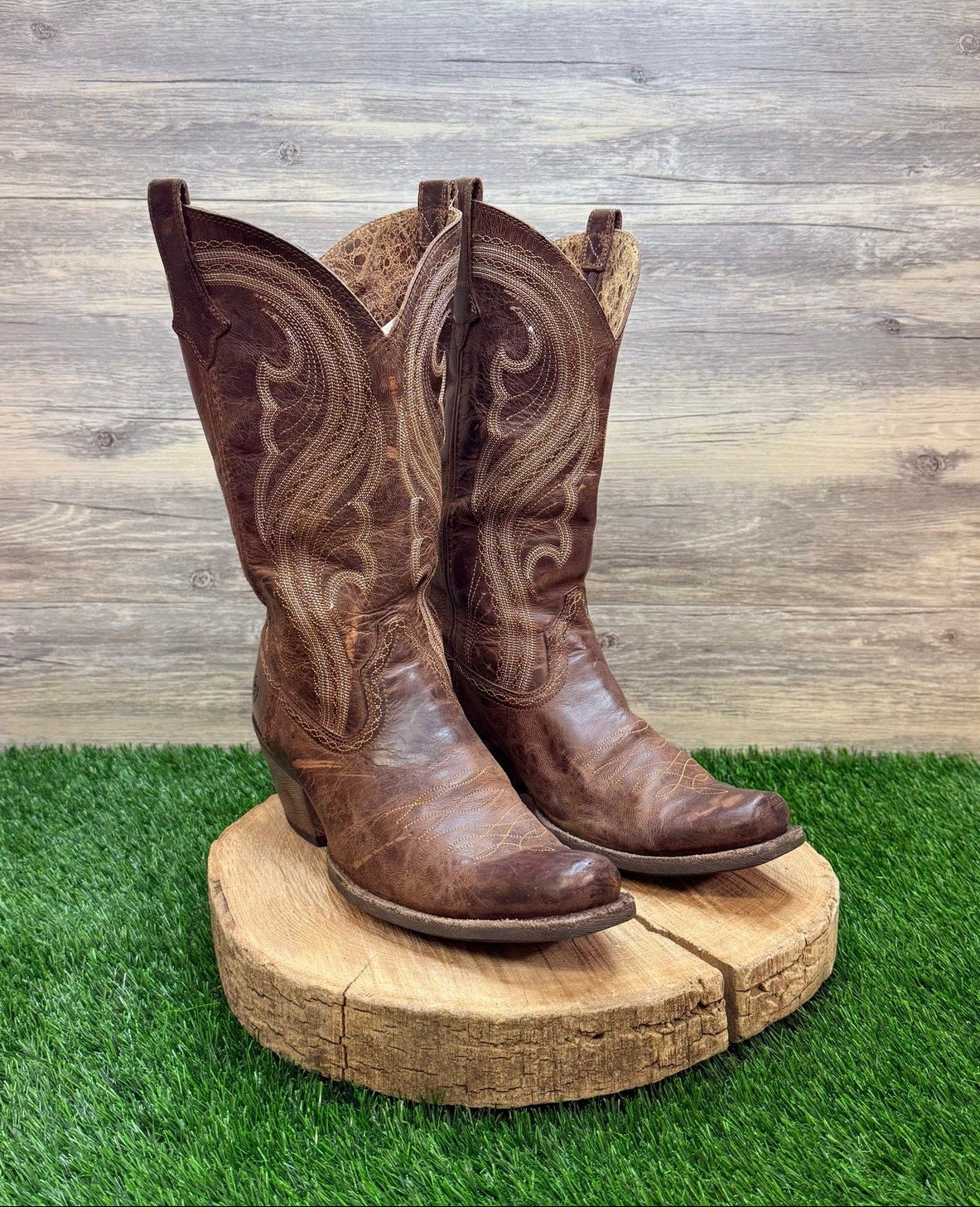 Ariat Women - 11B - Brown Lively Sassy Square Toe Cowboy Boots 10016357