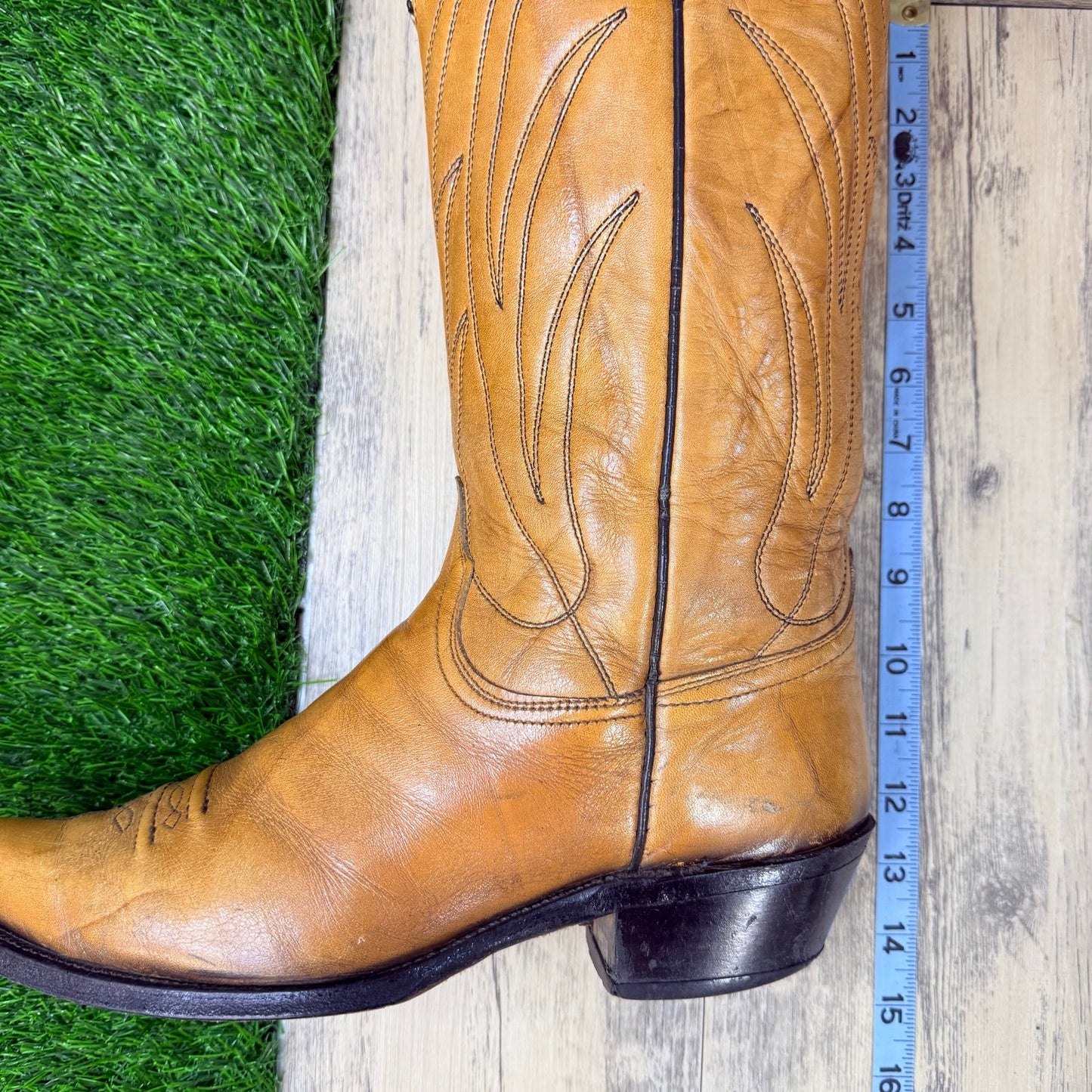 Wrangler Men - Size 10.5D - Vintage Tan Western Cowboy Boots 12569