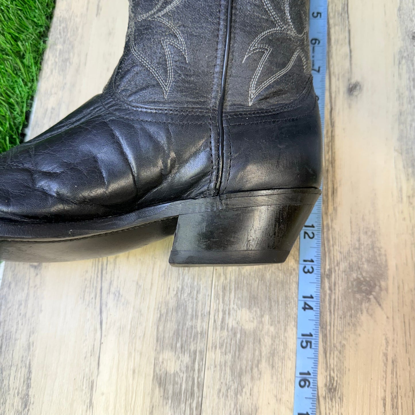 Laredo Men - Size 9D - Black Cowboy Boots 10406