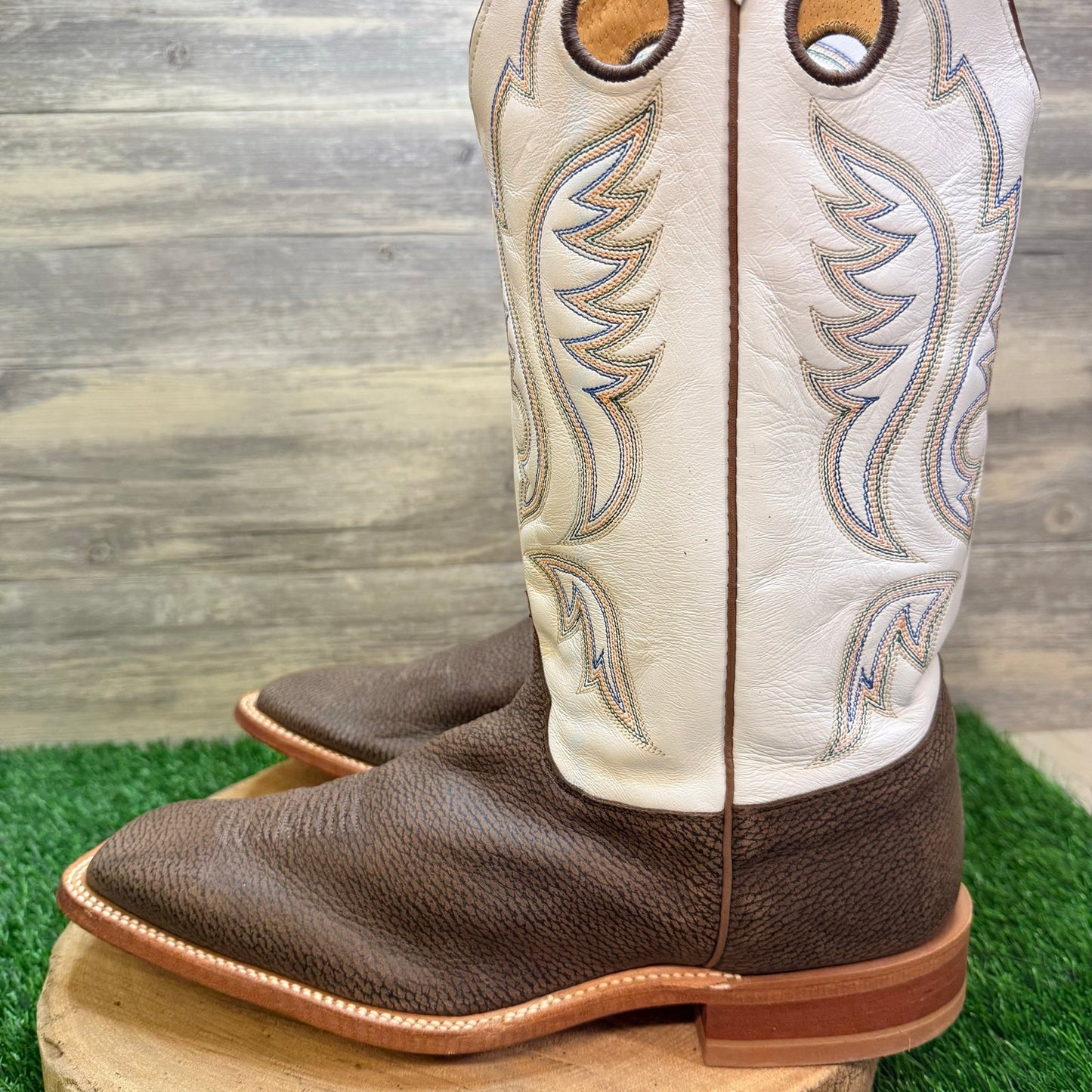 Justin Men - Size 13EE - Brown / White Bent Rail Square Toe Cowboy Boots BR305