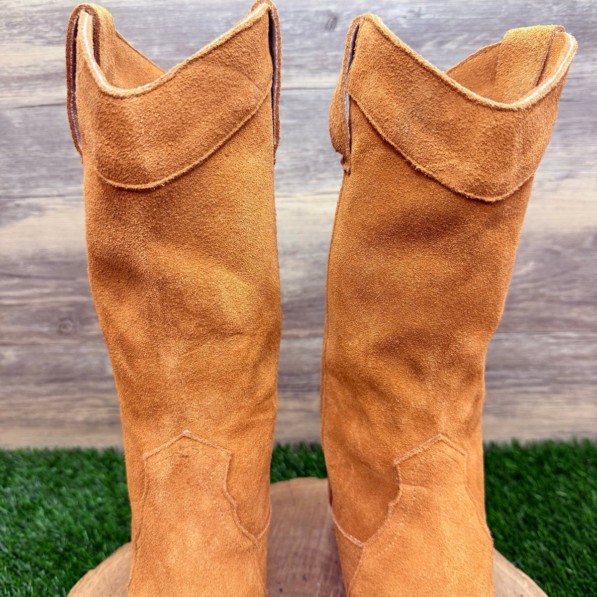 Unknown Women - Size 10 - Tan Suede Cowboy Boots