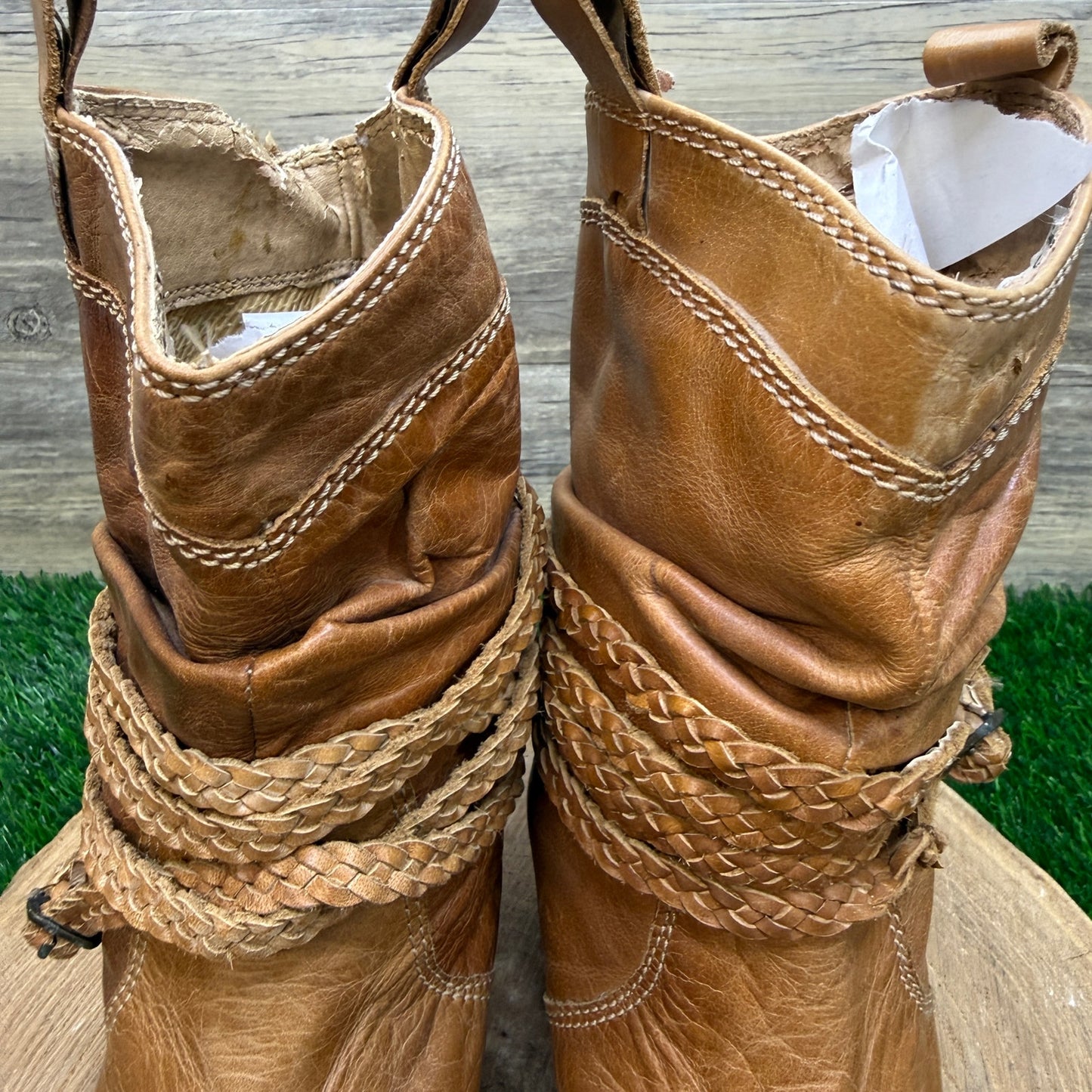 Dingo Women - Size 7M - Tan Strappy Ankle Boots Style DI662