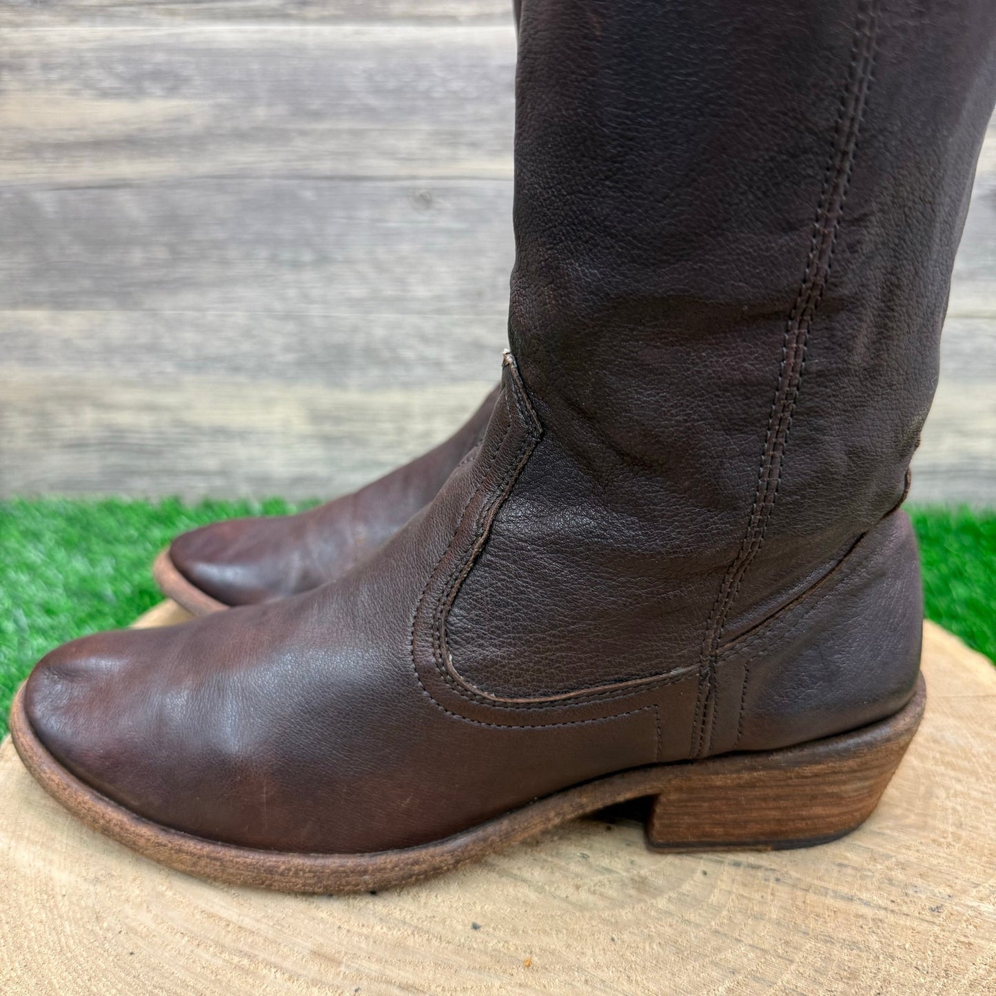 Frye Women - Size 6B - Dark Brown Soft Slouch Boots Style 77687