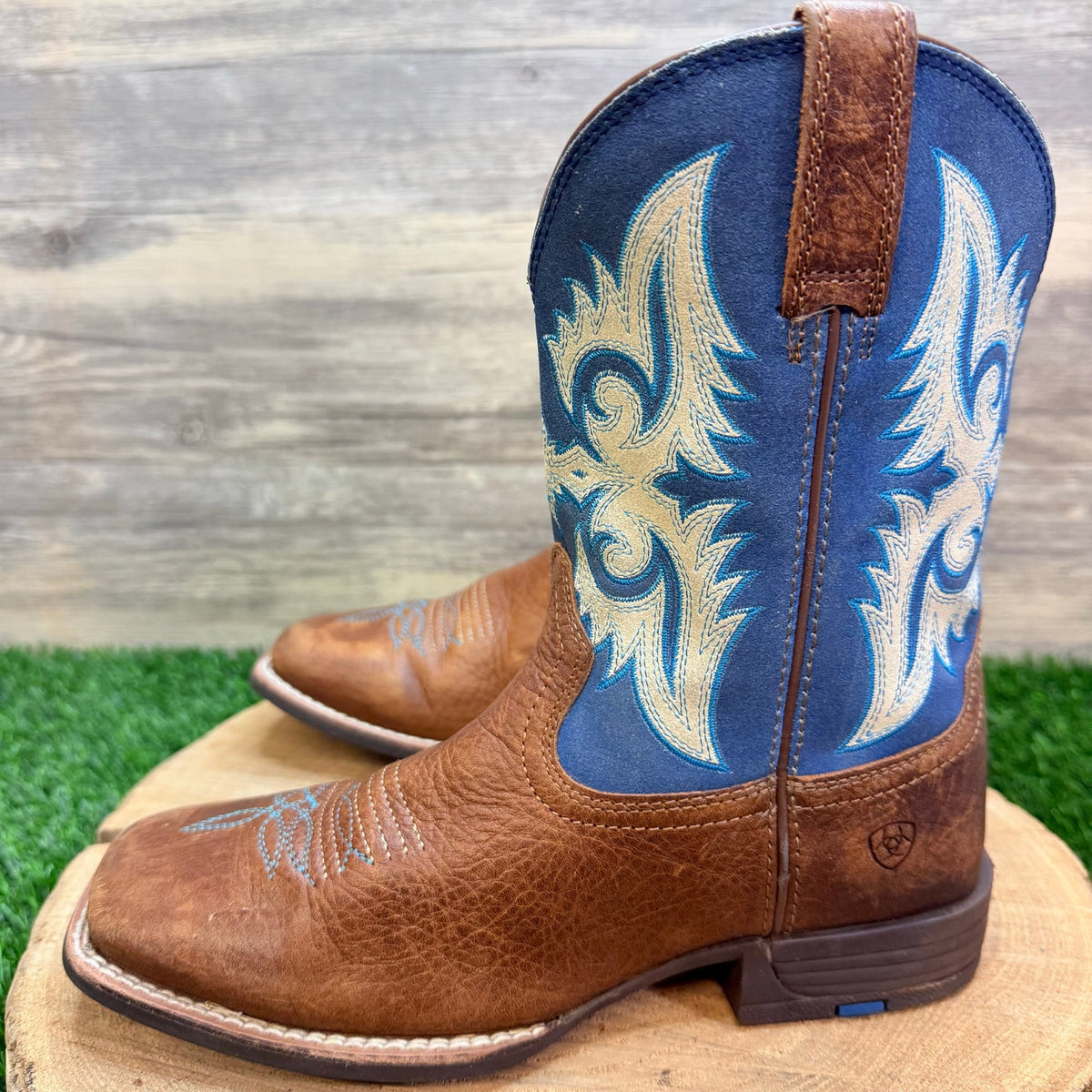 Ariat Youth - Size 4 - Brown / Blue Square Toe Western Cowboy Boots 10042597