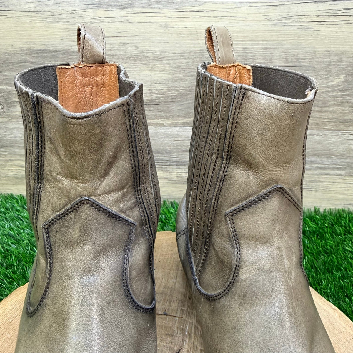 Frye Women - Size 11B - Grayish Ankle Short Boots 70521