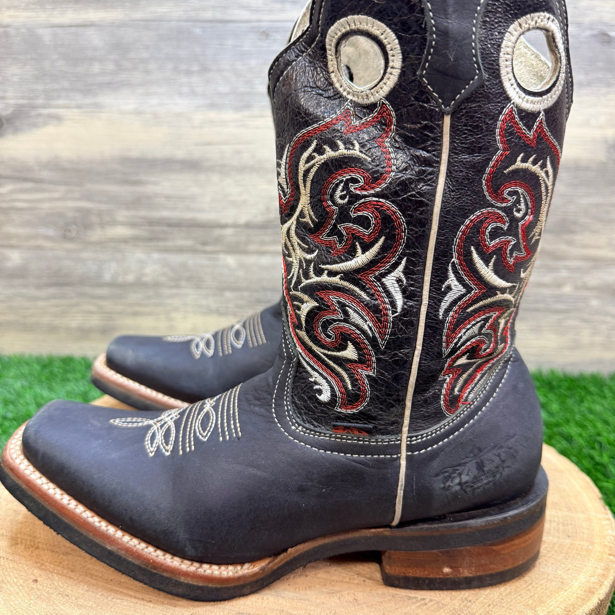 Solo Exportacion Youth - Size 4.5 - Black / Red Square Toe Cowboy Boots