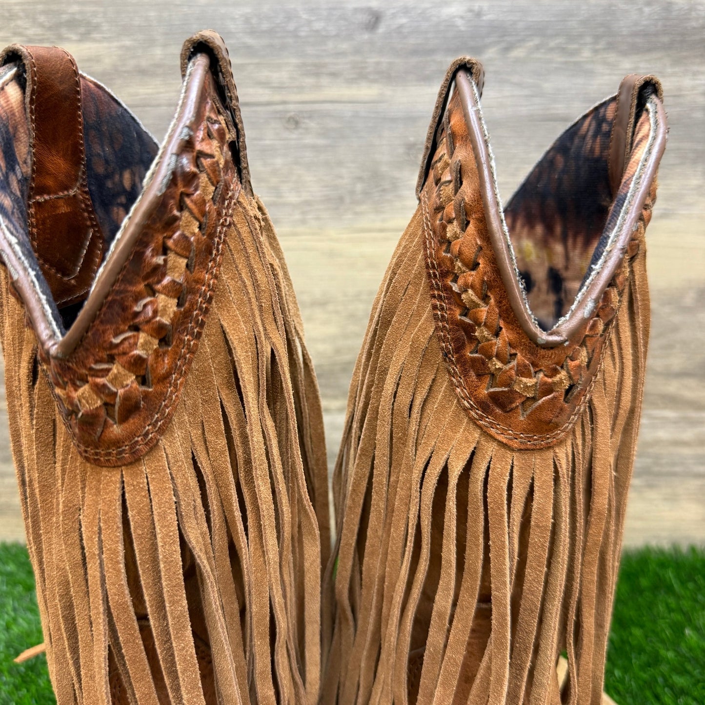 Dingo Women - Size 8.5M - Brown Fringe Snip Toe Cowboy Boots Style DI7445