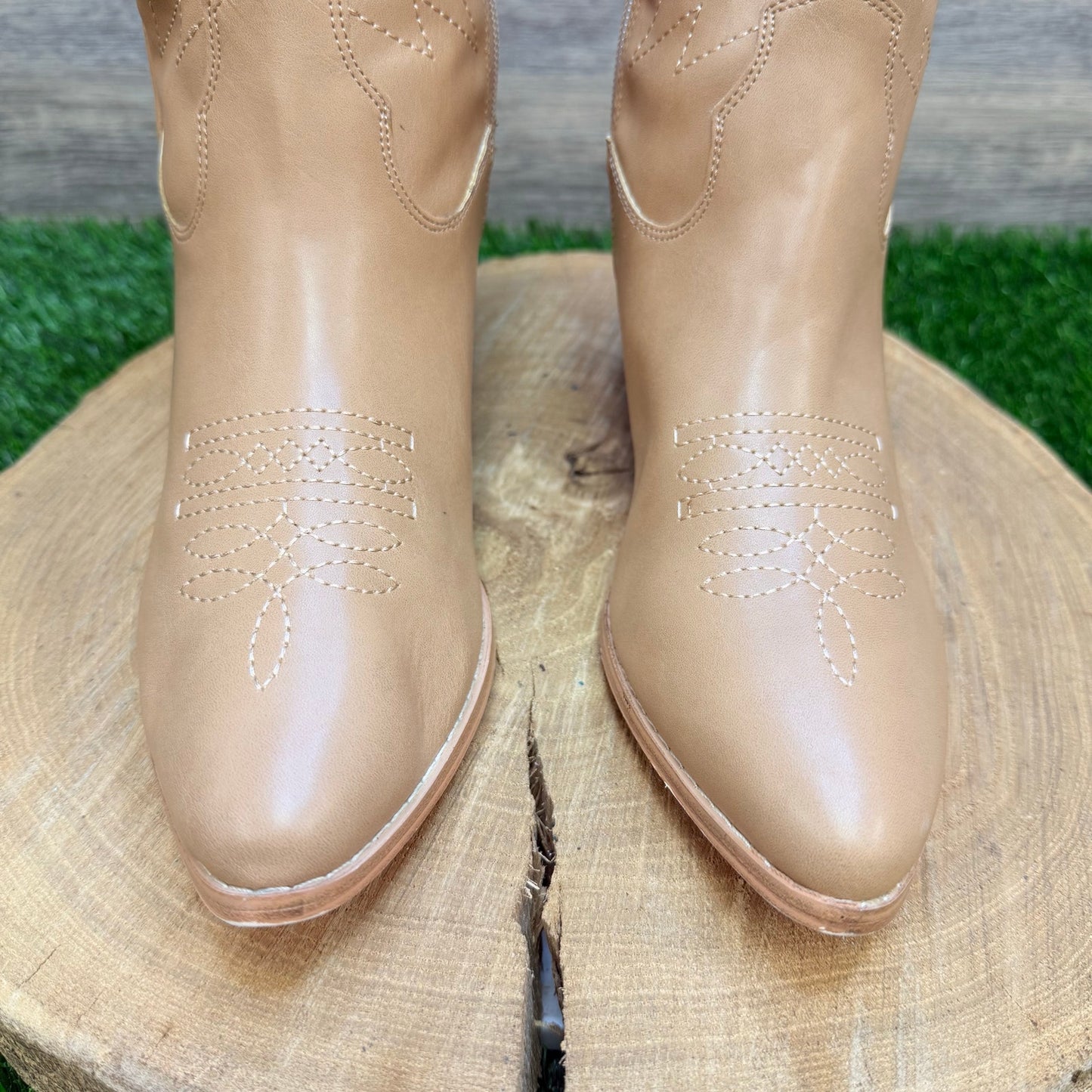 Unknown Women - Size 6.5 - Tan Faux Leather Zipper Cowboy Boots