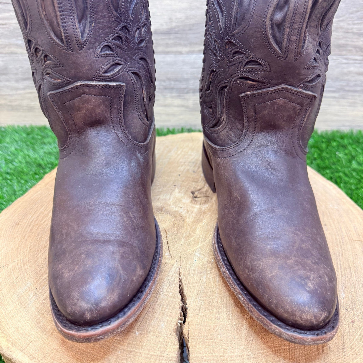 Frye Women - Size 7B - Wyatt Overlay Cutout Western Cowboy Boots 76595