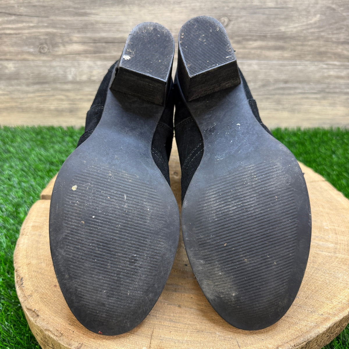 Franco Women - Size 8 - Black Faux Suede Ankle Style Fortini
