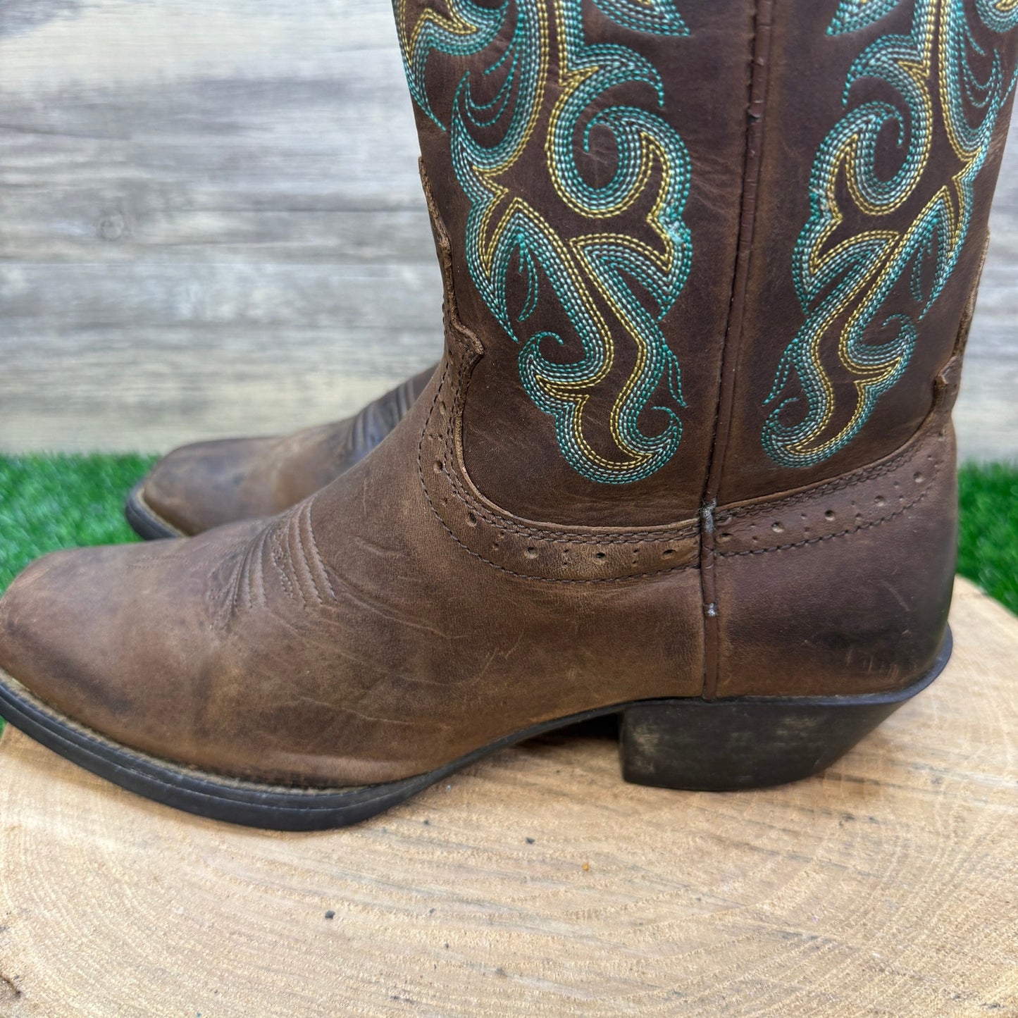 Justin Women - Size 7.5B - Tan/Green Square Toe Cowboy Boots Style 2552