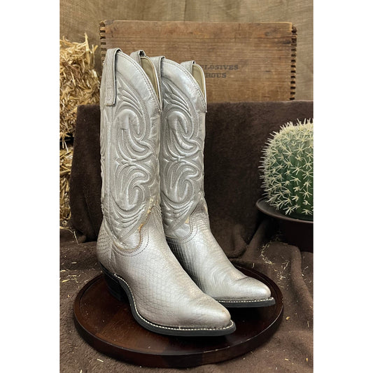 Kenny Rogers Women - Size 5.5M - Vintage Silver Cowboy Boots Style 40300