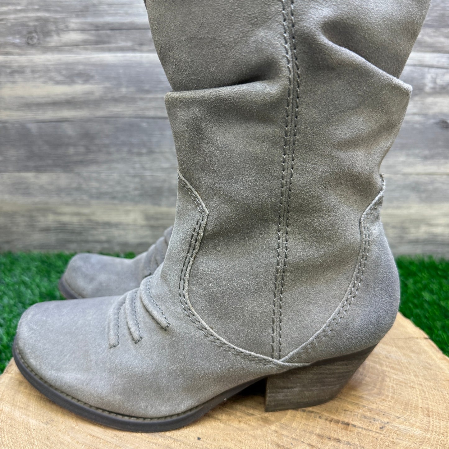 BCB Generation Women - Size 8.5B - Gray Suede Boots Style Holland