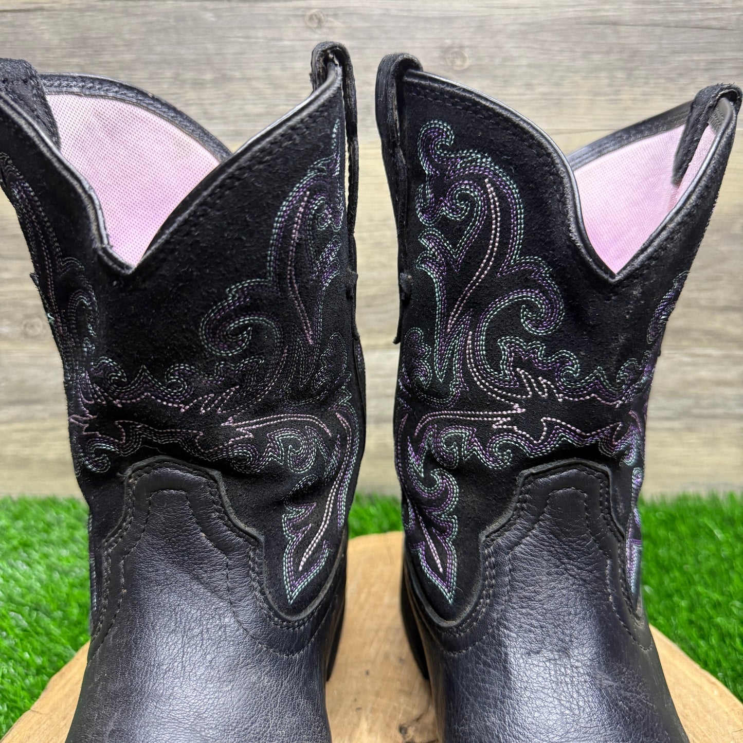 Ariat Women - Size 11B - Black/Purple Round Toe Cowboy Boots Style 10004729