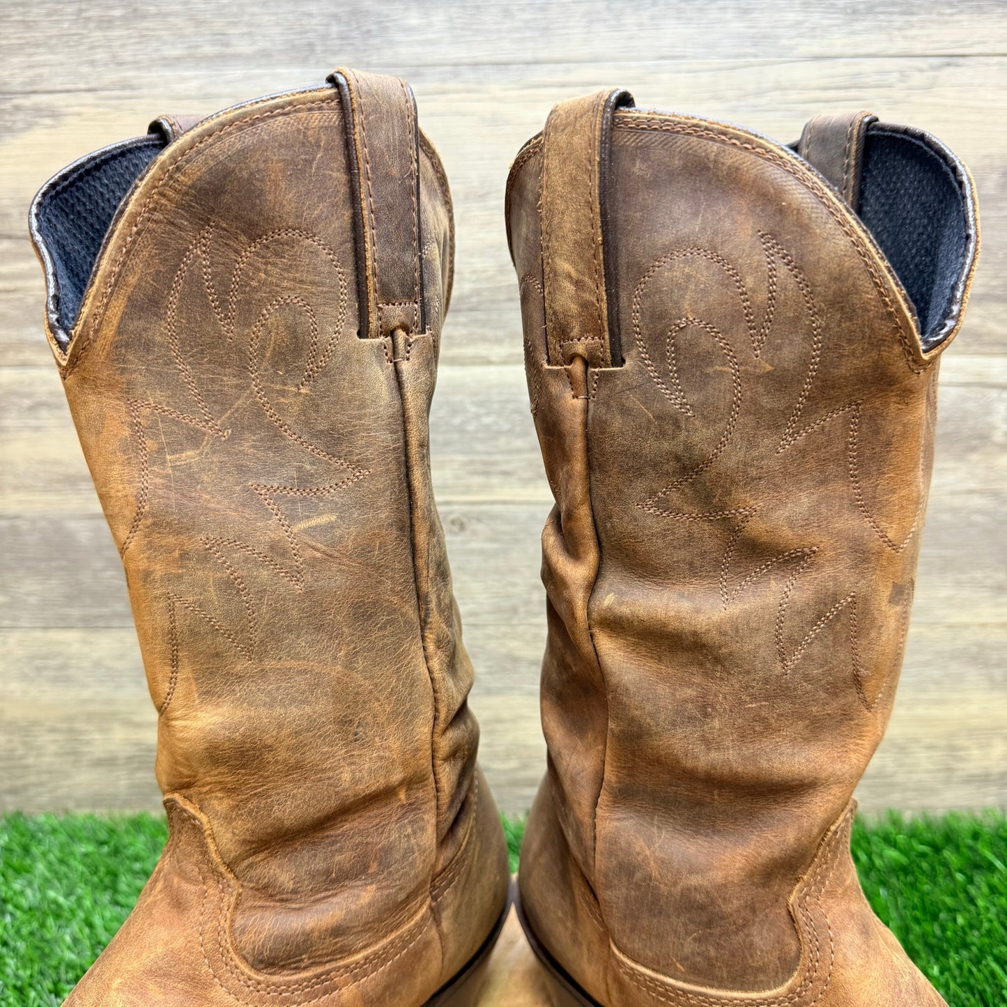 Durango Women - Size 8M - LIKE NEW 
Brown Slouch Cowboy Boots RD542