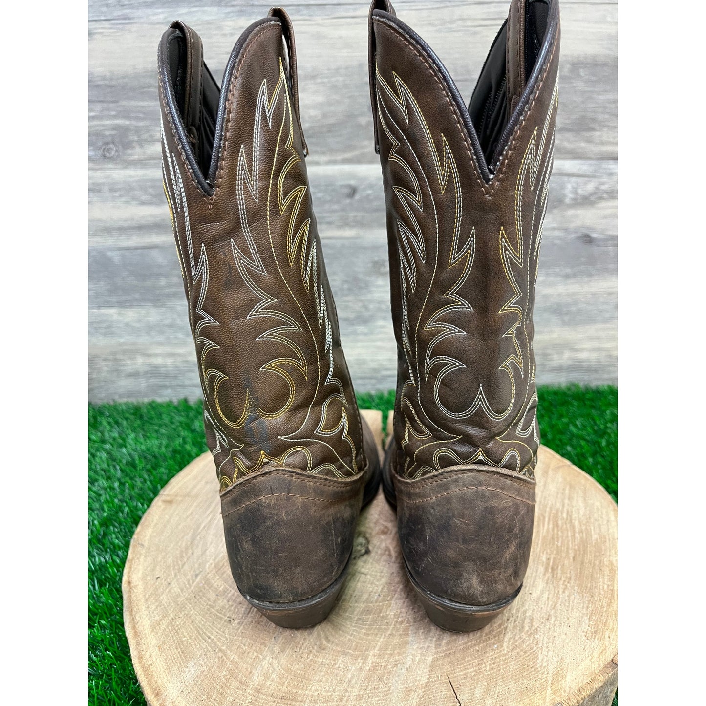 Laredo Women - Size 6M - Brown Cowboy Boots Style 5742